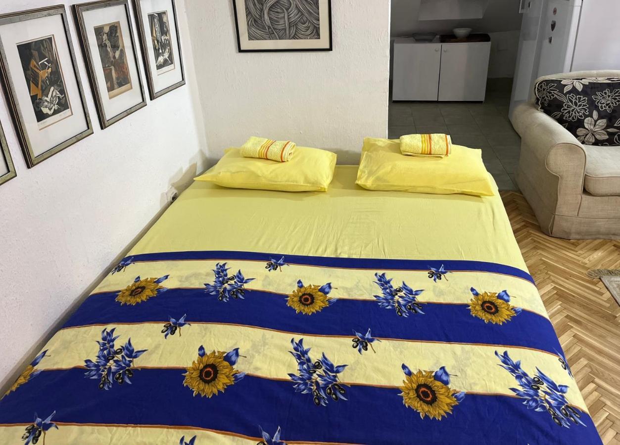 Appartement Srba à Belgrade Extérieur photo